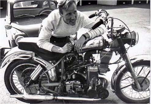 Fröling med Velocette